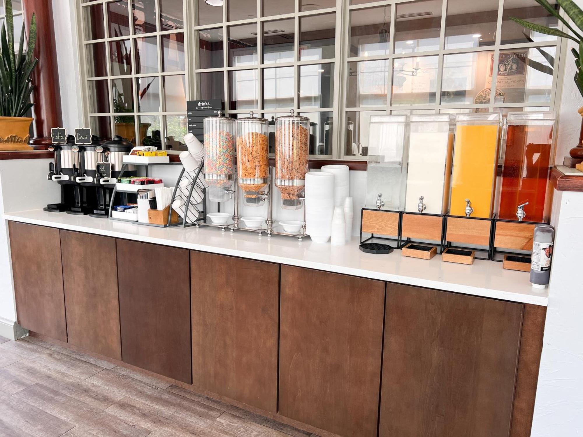 Holiday Inn Hotel & Suites Madison West - Middleton By Ihg Ngoại thất bức ảnh